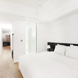 3* Hotel 498
